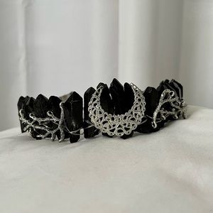 Black Crystal Moon Crown